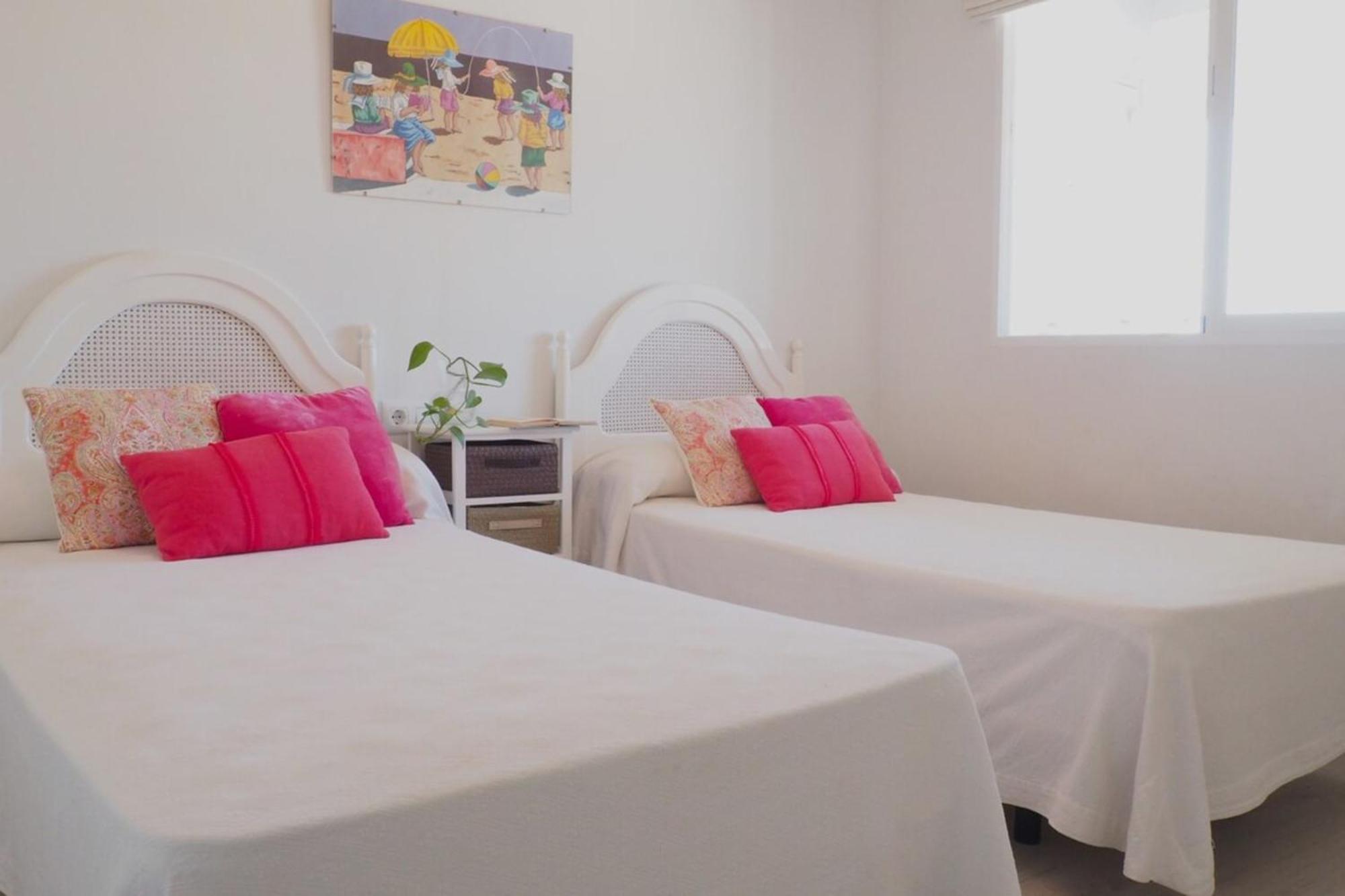 Paseo Del Rey - Fuengirola 2 Bedrooms Oceanfront Apartment Exterior photo