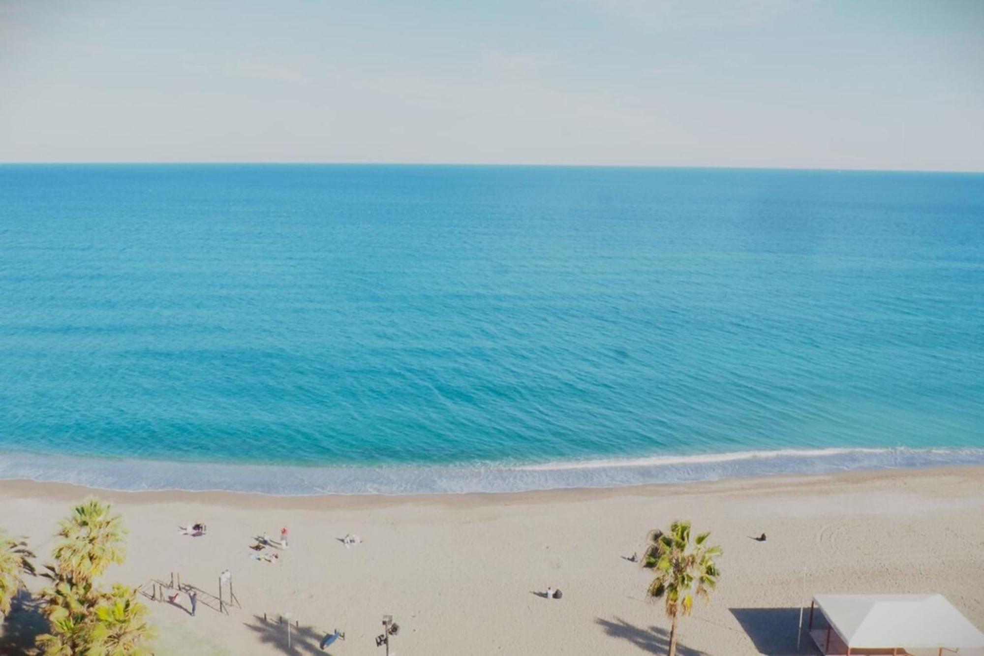 Paseo Del Rey - Fuengirola 2 Bedrooms Oceanfront Apartment Exterior photo